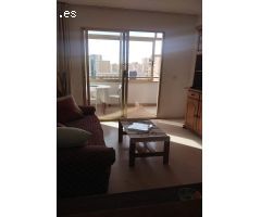 APARTAMENTO CON VISTAS TOTALMENTE DESPEJADAS Y A POCOS METROS DE PLAYA LEVANTE