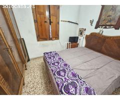 FINCA CON AMPLIA PARCELA ENTRE BENIDORM Y ALFAZ DEL PI