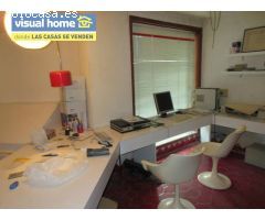 Amplio local comercial para reformar en inmejorable situación en levante