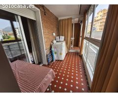 Piso en 2º Linea de Levante en Plaza Triangular con Licencia Turistica Piscina y Parking