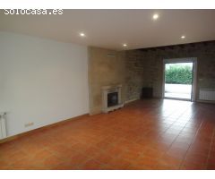 Casa en Alquiler en Amés, La Coruña