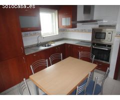 Casa en Alquiler en Santiago de Compostela, La Coruña