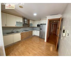 ESPECTACULAR VIVIENDA EN EL CENTRO