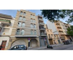 Estupendo ático con una gran terraza en el centro de El Vendrell