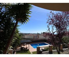 Espectacular casa en una planta y con piscina