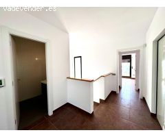 ESPECTACULAR CHALET A TRES VIENTOS EN SEGUR DE CALAFELL