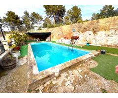 Chalet en Venta en la Pobla de Montornès, Tarragona
