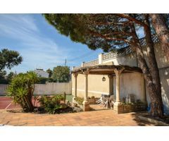 MAGNIFICO CHALET CON 1.051 M2 DE PARCELA.