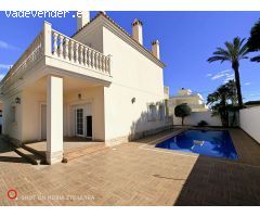Chalet independiente en la Urbanizacion Cabo Roig, Orihuela Costa