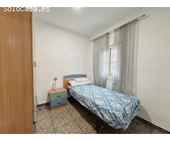 Bajo de Tres Dormitorios en Venta