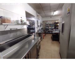 SE VENDE LOCAL DE RESTAURACION EN PRIMERA LINEA DE PUERTO