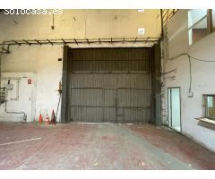 AMPLIA NAVE INDUSTRIAL EN ALQUILER EN EL CENTRO DE ESPARREGUERA