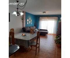 Duplex con 4 habitaciones 3 baños y amplio solarium con vistas.
