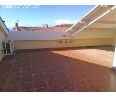 Adosado 4 habitaciones con garaje cerrado a 2km del aeropuerto