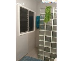 Fraile. Piso 4 habitaciones, 2 balcones, salon comedor, 1 baño.