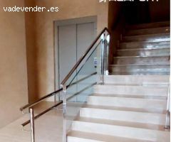 Santa Cruz. Centro. Piso 3 habitaciones, 2 baños a estrenar, balcon, garaje.