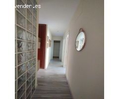 Llano Camello. Piso 2 habitaciones, balcon, reformado, 2 plazas de garaje.