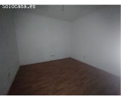 EL SOBRADILLO: PISO CON JARDÍN A MUY BUEN PRECIO