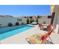 Chalet en Alquiler en Pilar de la Horadada, Alicante