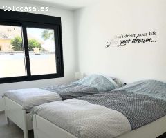 Chalet en Alquiler en Pilar de la Horadada, Alicante