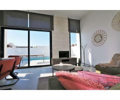 Chalet en Alquiler en Pilar de la Horadada, Alicante