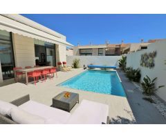 Chalet en Alquiler en Pilar de la Horadada, Alicante