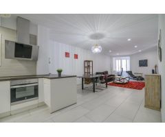 Piso de 130m2 en Marc Aureli, muy próximo a Plaza Molina