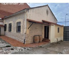 VENDEMOS CASA TOTALMENTE REFORMADA EN ARRABAL DE PORTILLO.