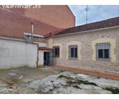 VENDEMOS CASA TOTALMENTE REFORMADA EN ARRABAL DE PORTILLO.