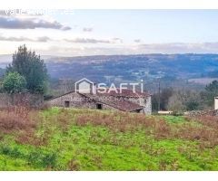 OPORTUNIDAD!!ESPECTACULAR  ARBOLEDA DE 7.000 METROS CUADRADOS CON BONITA CASA DE PIEDRA PARA RESTAUR