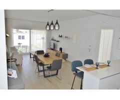 Exclusivo Adosado en Avileses con Terrazas y Piscina Propia