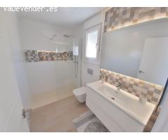 Exclusivo Adosado en Avileses con Terrazas y Piscina Propia