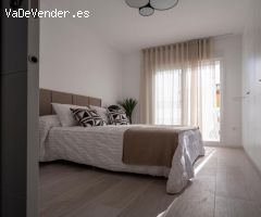 Exclusivo Adosado en Avileses con Terrazas y Piscina Propia