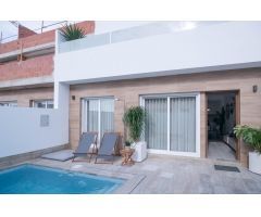 Exclusivo Adosado en Avileses con Terrazas y Piscina Propia