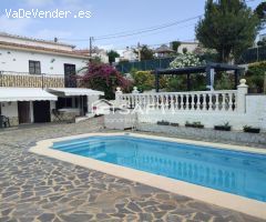 CASA LUMINOSA PISCINA JARDIN PLANO