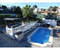 CASA LUMINOSA PISCINA JARDIN PLANO