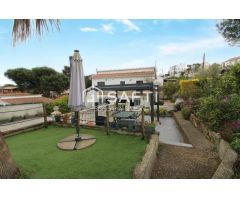 CASA LUMINOSA PISCINA JARDIN PLANO