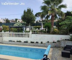 CASA LUMINOSA PISCINA JARDIN PLANO
