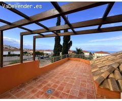 Exclusiva villa de lujo en El Madroñal – Tu oasis privado en Tenerife Sur con piscina y vistas de