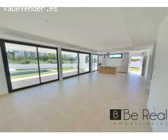 VILLAS DUQUESA GOLF & BEACH: EXCLUSIVIDAD Y LUJO A 600M DEL MAR CON VISTAS PANORÁMICAS