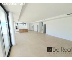 VILLAS DUQUESA GOLF & BEACH: EXCLUSIVIDAD Y LUJO A 600M DEL MAR CON VISTAS PANORÁMICAS