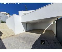 VILLAS DUQUESA GOLF & BEACH: EXCLUSIVIDAD Y LUJO A 600M DEL MAR CON VISTAS PANORÁMICAS