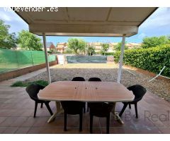 EN ALQUILER PARA ESTUDIANTES ÚLTIMA HABITACIÓN CON LIMPIEZA Y GASTOS INCLUIDOS EN VILLANUEVA DE LA