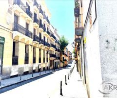 LOCAL COMERCIAL EN CALLE BAILEN DE MADRID