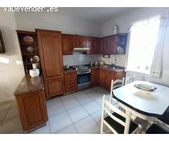 Casa de 2 plantas con terreno