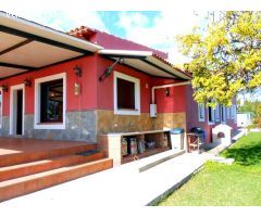 FANTASTICA VILLA UBICADA A 5 MINUTOS DE LA CIUDAD. FINCA DE 10.000 M2