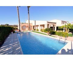 Chalet independiente en Torrevieja, Alicante