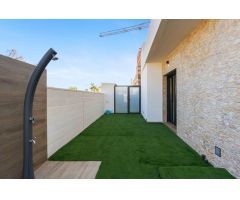 Chalet pareado en Los Montesinos
