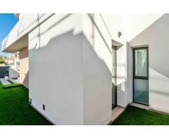 Chalet pareado en Los Montesinos