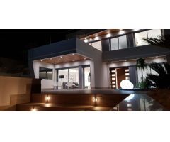 Lujosa villa en Campoamor (Alicante)
